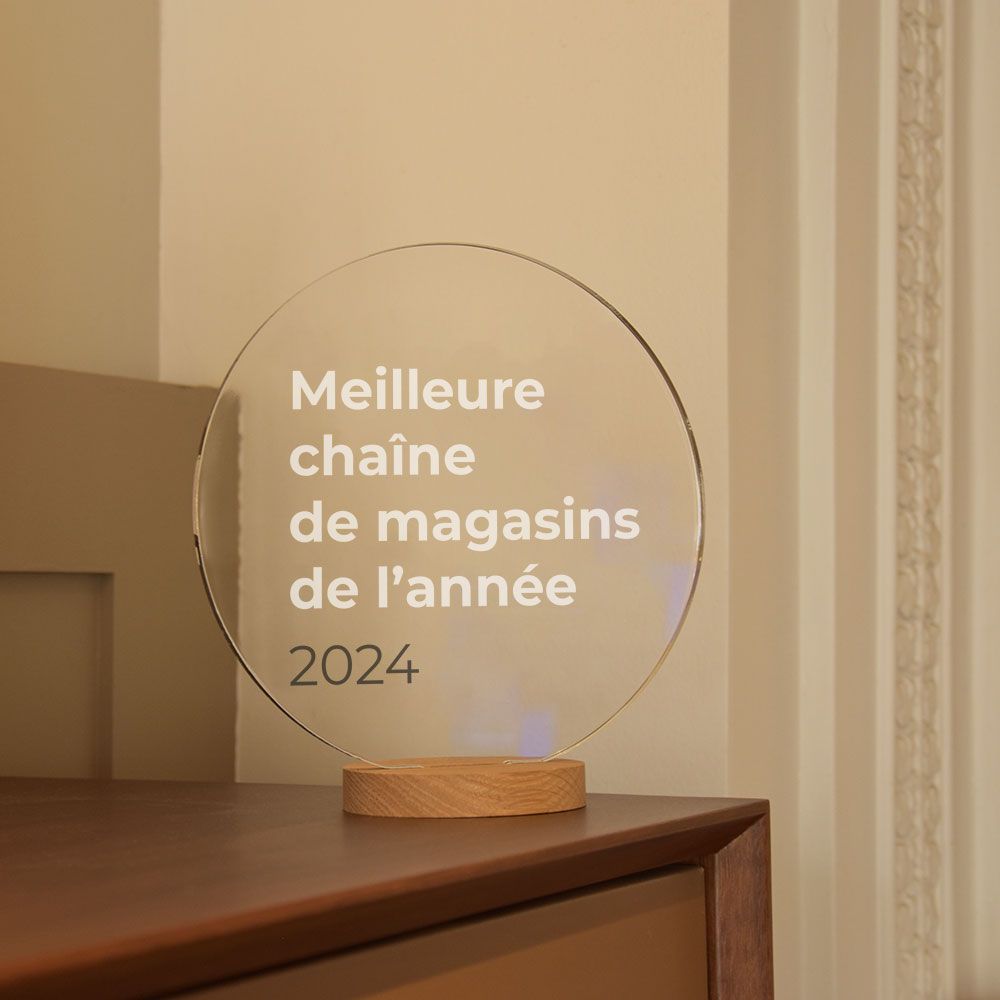 trophee-plexi-sur-socle-chene